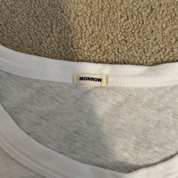 Monrow Rainbow tee XS 🌈 - Picture 2 of 4